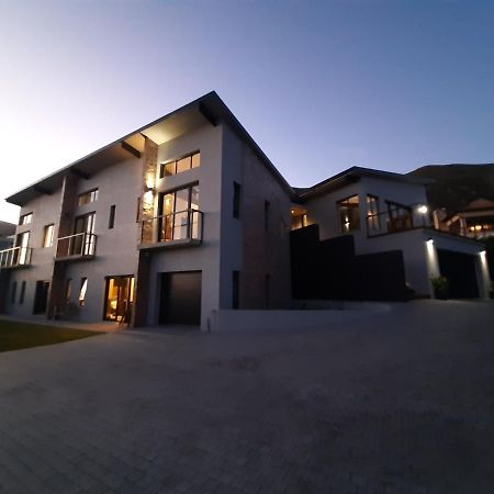 Black Eagle Self-Catering Accommodation, Hermanus Exterior foto